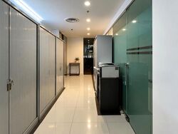International Plaza (D2), Office #632837291